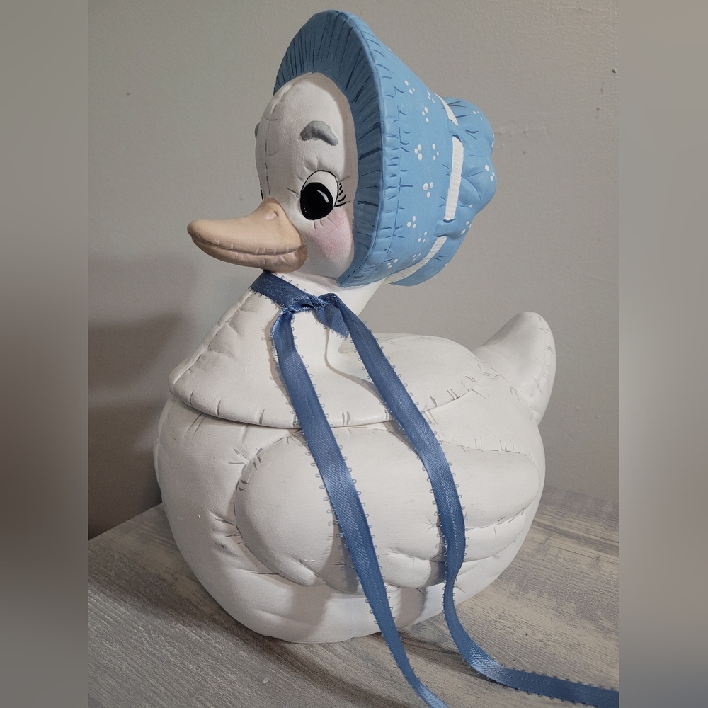 Vintage Ceramic Mother Goose Cookie Hand Painted Jar Unbranded RARE Cottagecore